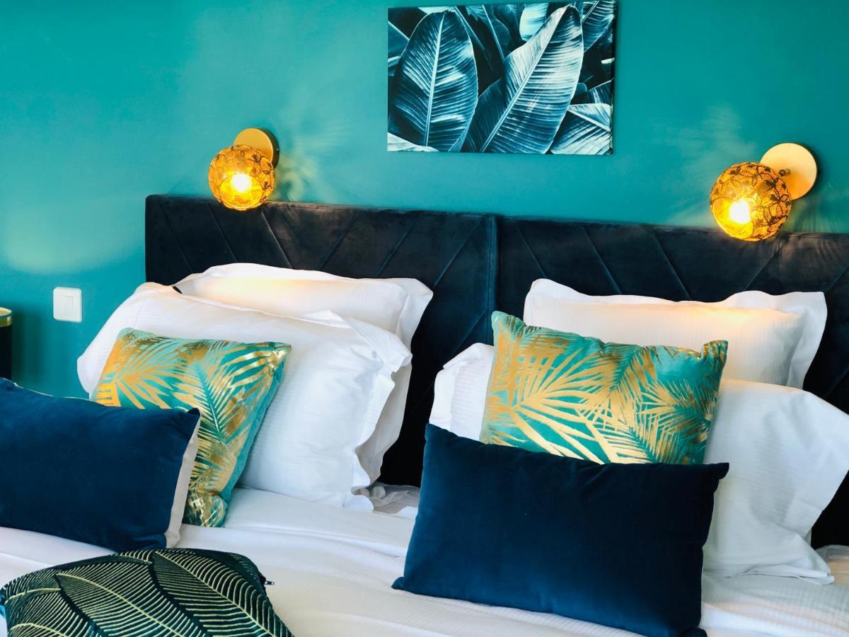 Le Paquebot Hotel Villerville Bagian luar foto