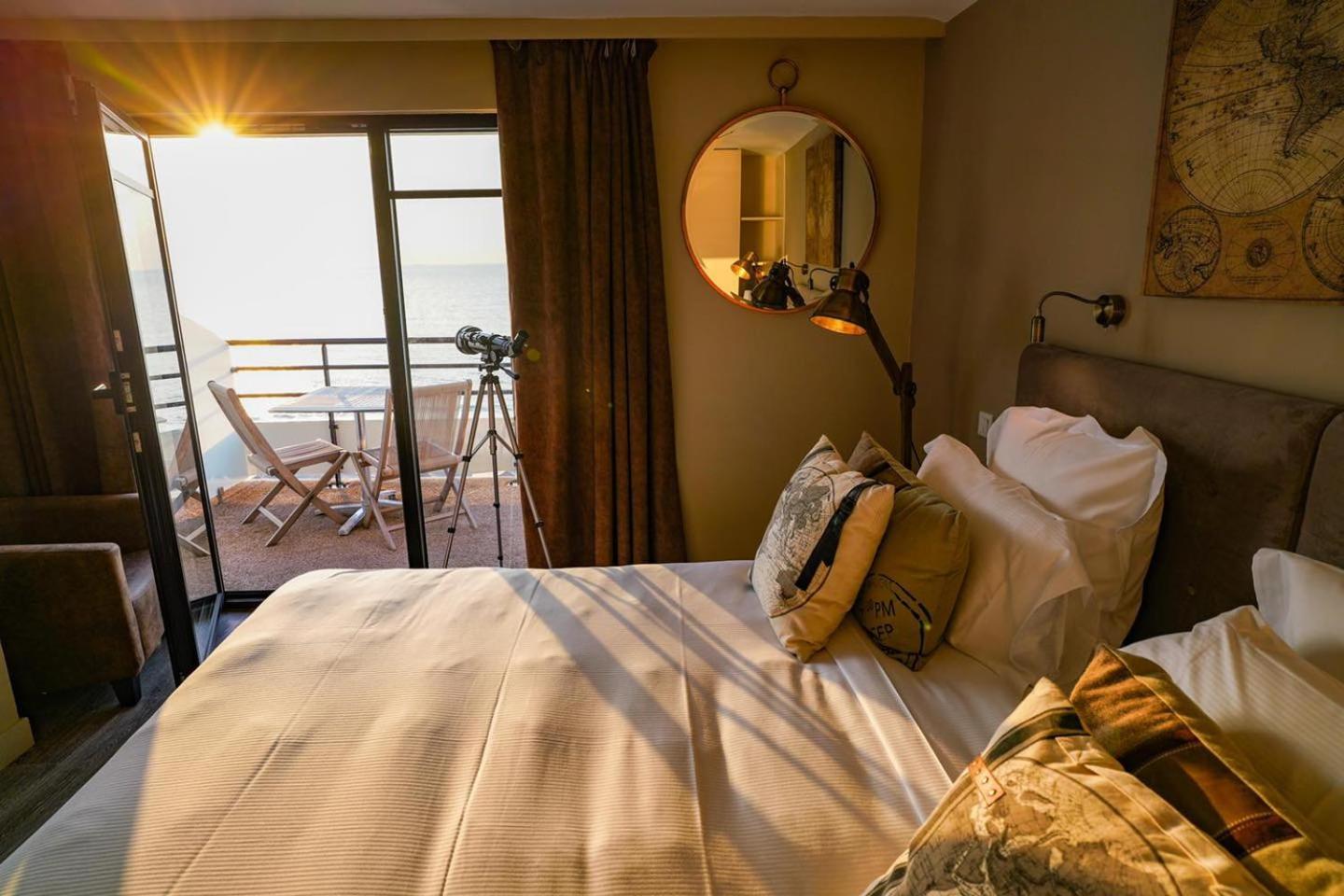 Le Paquebot Hotel Villerville Bagian luar foto