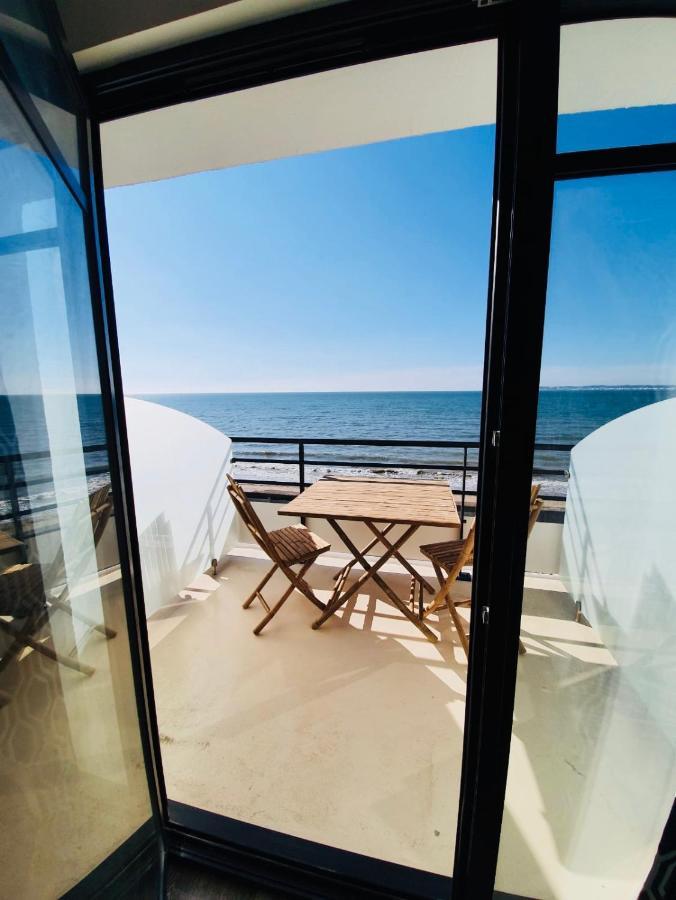 Le Paquebot Hotel Villerville Bagian luar foto
